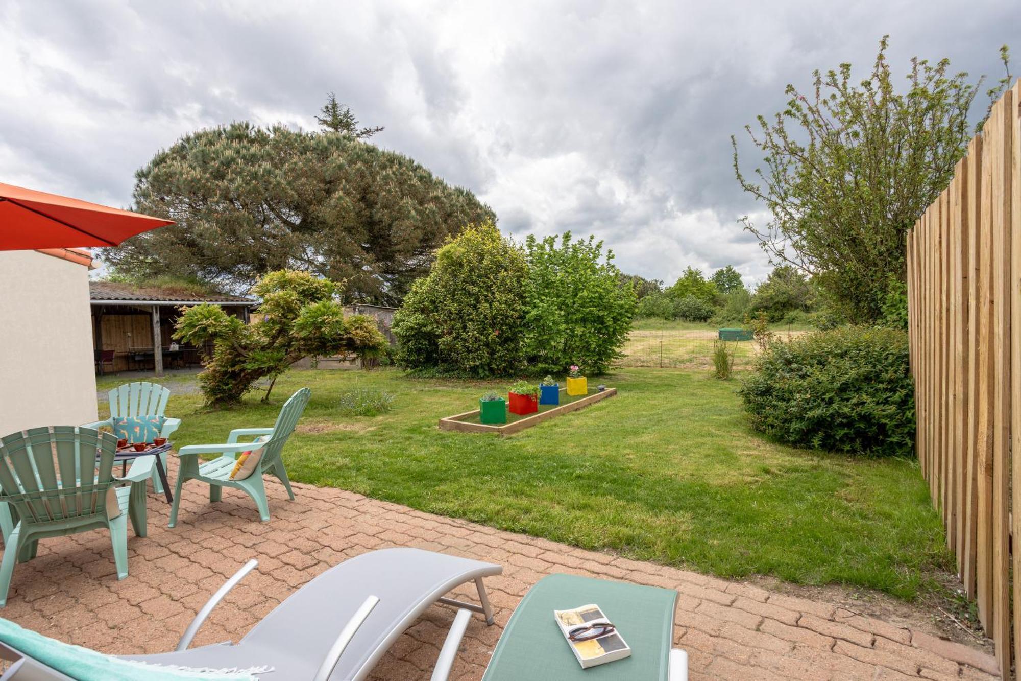 Maison Calme Terrasse Et Jardin * Challans