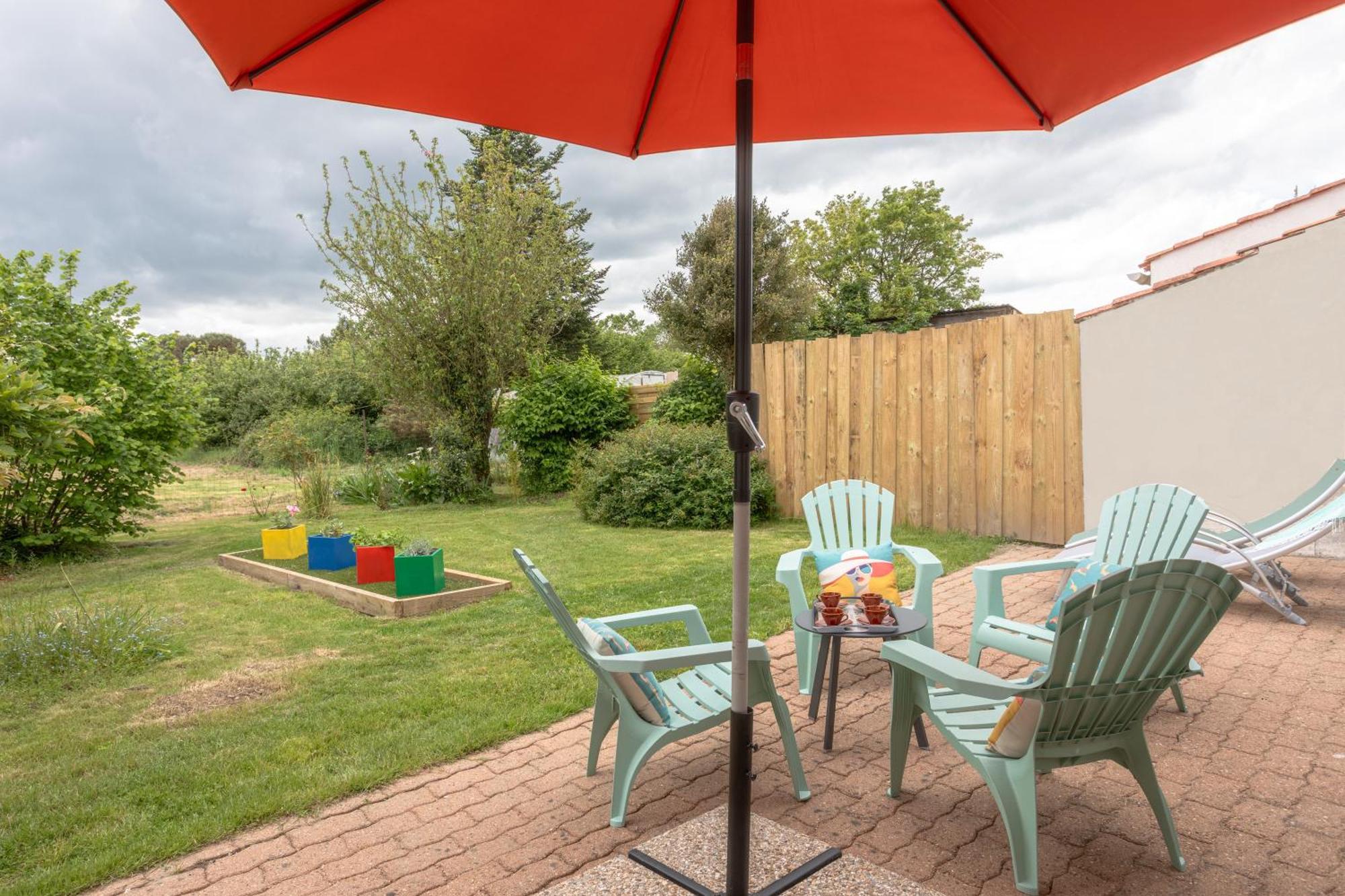 Maison Calme Terrasse Et Jardin Challans